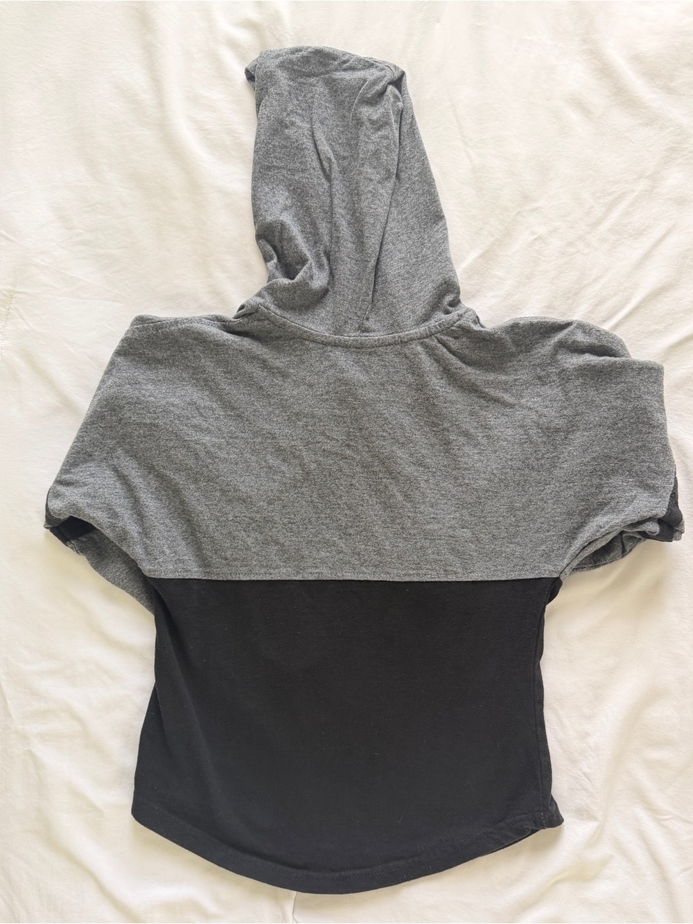 Colorblock Hooded Tee - Picture 3 of 6